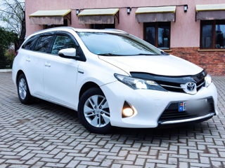 Toyota Auris foto 2