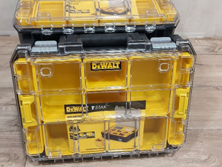 Dewalt boxe