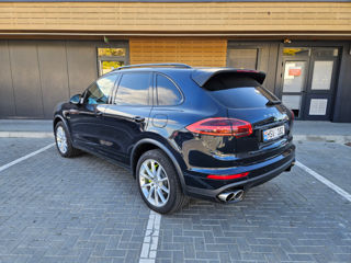 Porsche Cayenne foto 2