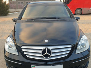 Mercedes B-Class фото 9