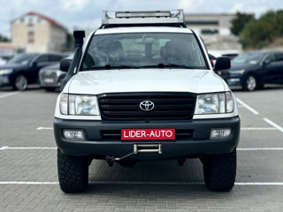 Toyota Land Cruiser foto 2