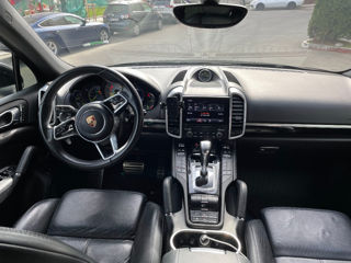 Porsche Cayenne foto 8