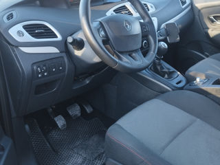 Renault Scenic foto 2