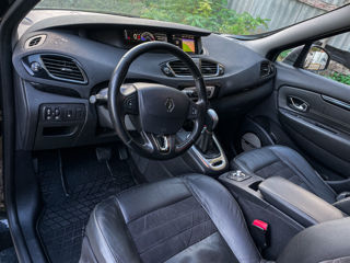 Renault Grand Scenic foto 9