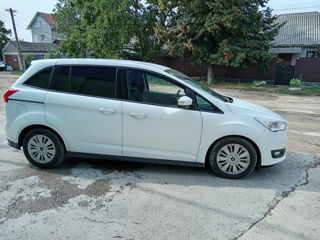 Ford Grand C-MAX foto 6