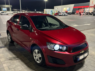 Chevrolet Aveo foto 1