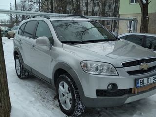 Chevrolet Captiva foto 1