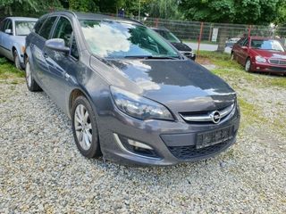 Opel Astra foto 9