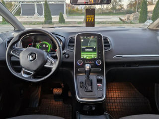 Renault Grand Scenic foto 8