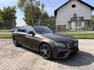 Mercedes E-Class foto 3