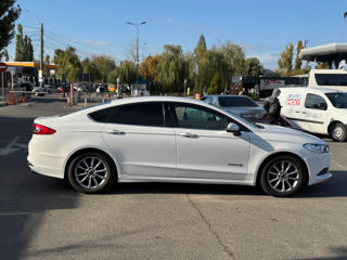 Ford Fusion foto 4