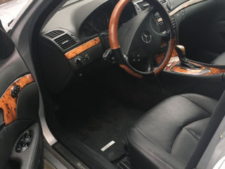 Mercedes E-Class foto 4