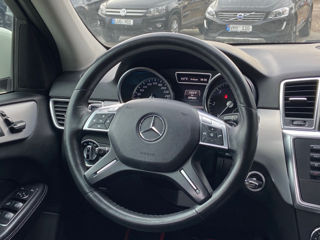 Mercedes M-Class foto 9