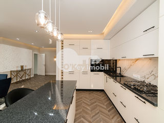 Apartament cu 4 camere, 150 m², Centru, Chișinău foto 4