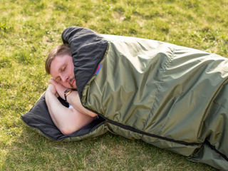 Большой спальный мешок+ одеяло+ подушка-капюшон! Размер: 210х75 см. Sac pentru dormit. foto 2