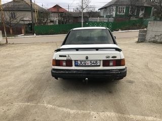 Ford Sierra foto 4