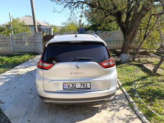 Renault Grand Scenic foto 3