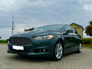 Ford Fusion foto 4