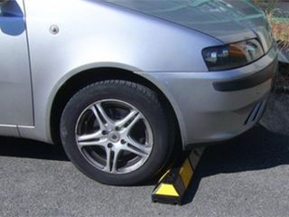 Opritor de protectie din cauciuc pentru parcari auto  / Колесоотбойник резиновый foto 6