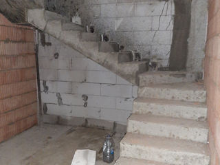 Executam scari din beton armat! foto 9