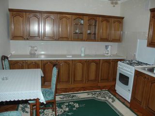 Apartament cu  6 dormitoare ,200m2  + Sauna. foto 7