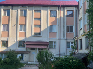 Apartament cu 3 camere,  Periferie,  Ialoveni,  Ialoveni foto 0