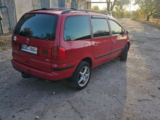 Volkswagen Sharan foto 4