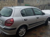 Nissan Almera foto 2