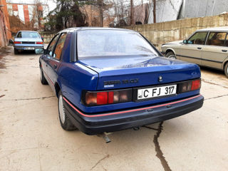 Ford Sierra foto 4