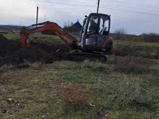 Hitachi ZX30 2970 кг. 2003 г. и Hitachi ZX33U - растаможен, 2011 г. foto 3