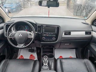 Mitsubishi Outlander foto 10