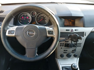 Opel Astra foto 8