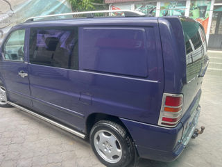 Mercedes Vito foto 5