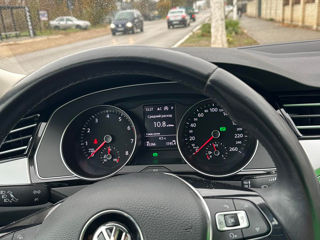 Volkswagen Passat foto 2