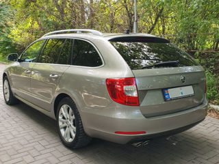 Skoda Superb foto 4