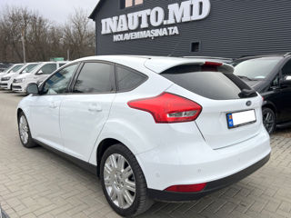 Ford Focus foto 4