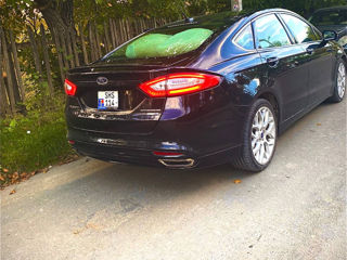 Ford Fusion foto 10