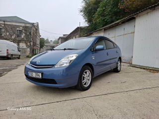 Toyota Prius foto 1