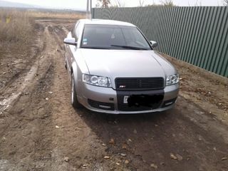 Audi A4 foto 5