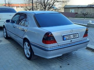 Mercedes C Class foto 1