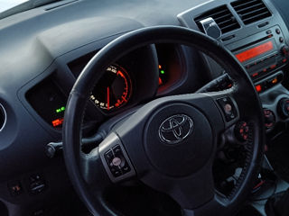 Toyota Urban Cruiser foto 1