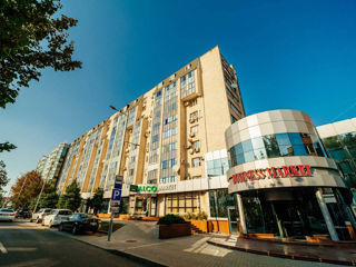 Apartament cu 2 camere, 72 m², Centru, Chișinău