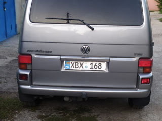 Volkswagen Multivan foto 10