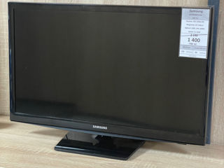 Samsung UE24H4003AW, 1400 lei.