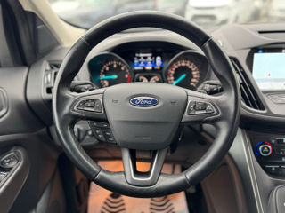 Ford Kuga foto 9