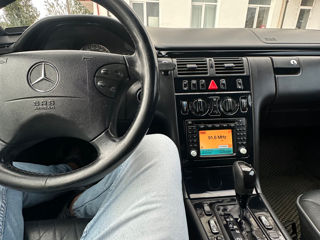 Mercedes E-Class foto 7