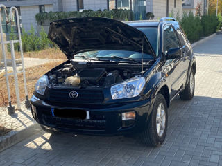 Toyota Rav 4 foto 4