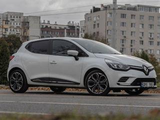 Renault Clio foto 2