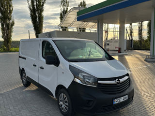 Opel Vivaro foto 2