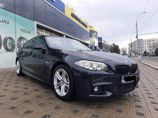 BMW 5 Series foto 7